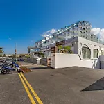 Апартаменти Sundream Escape - Penthouse With Ocean View, Airco, Heated Pool *