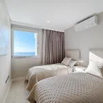 Sundream Escape - Penthouse With Ocean View, Airco, Heated Pool أذيخي