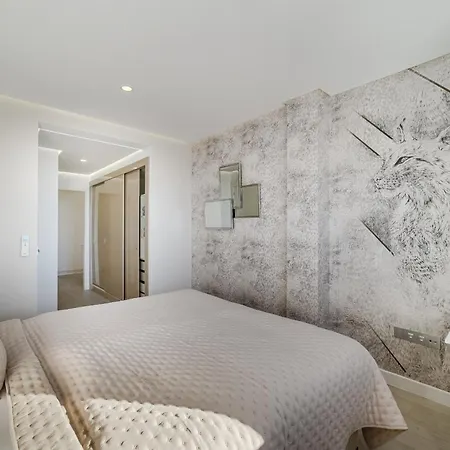 Appartement Sundream Escape - Penthouse With Ocean View, Airco, Heated Pool