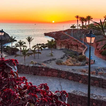 Sundream Escape - Penthouse With Ocean View, Airco, Heated Pool *