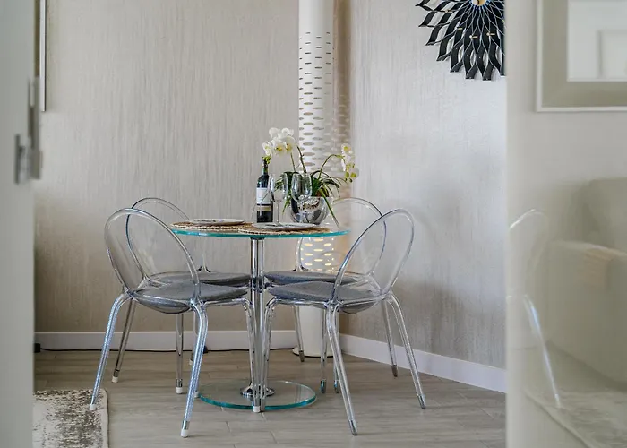 Sundream Escape - Penthouse With Ocean View, Airco, Heated Pool * Адехе