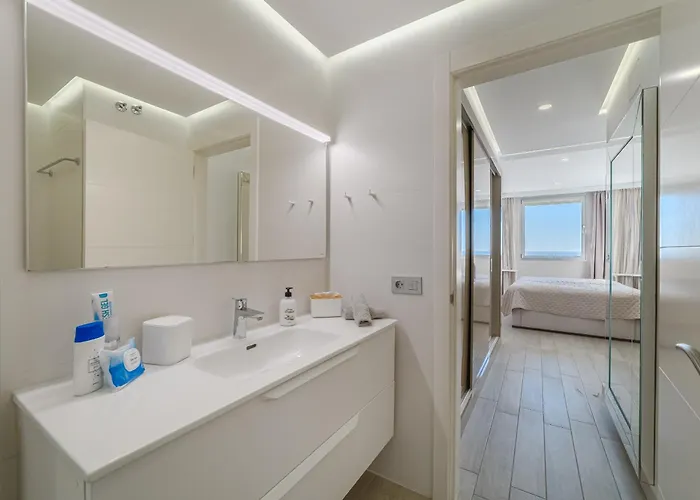 Appartement Sundream Escape - Penthouse With Ocean View, Airco, Heated Pool *