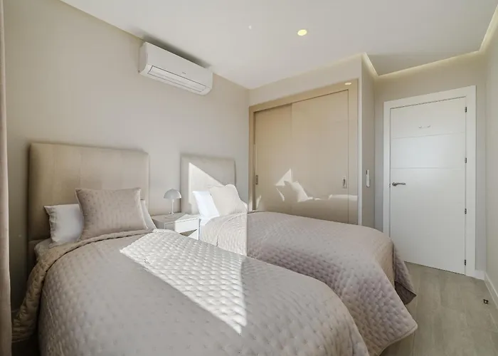 Sundream Escape - Penthouse With Ocean View, Airco, Heated Pool * Адехе